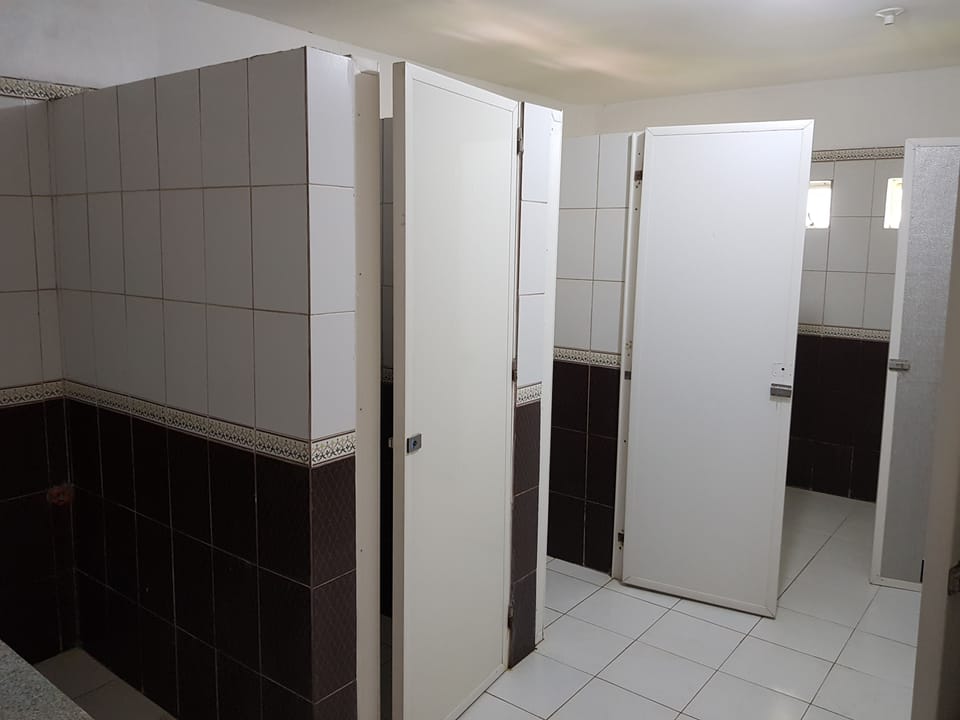Shower, towels