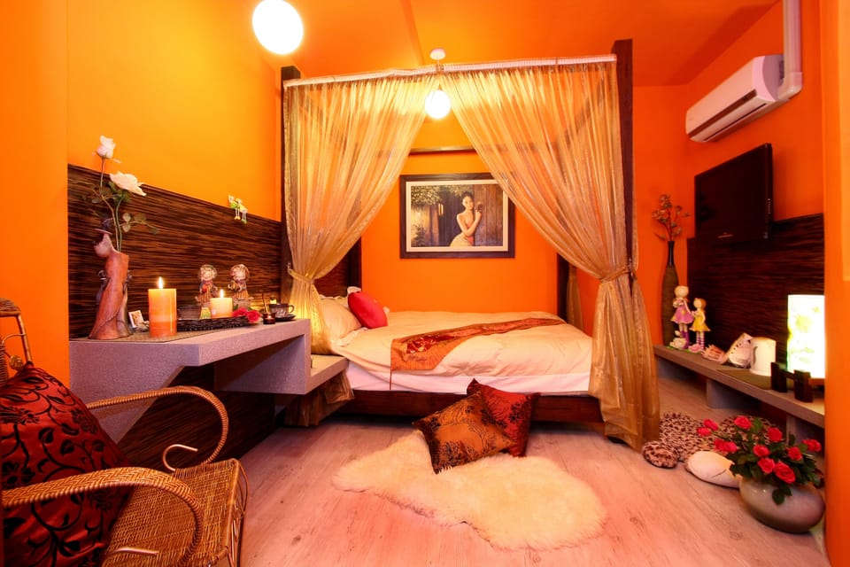 Standard Double Room | Desk, blackout drapes, soundproofing, free WiFi