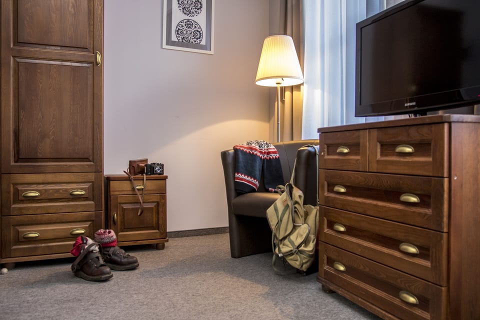 Single Room | Free WiFi, bed sheets