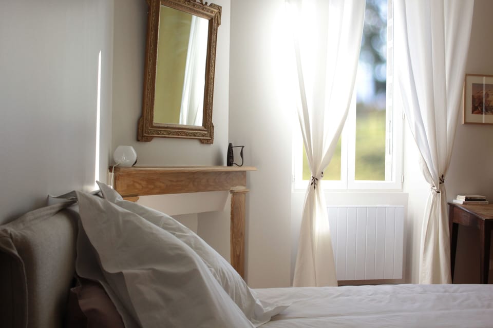 Standard Double Room, Ensuite, Mountain View (Chambre n°5 Figue)