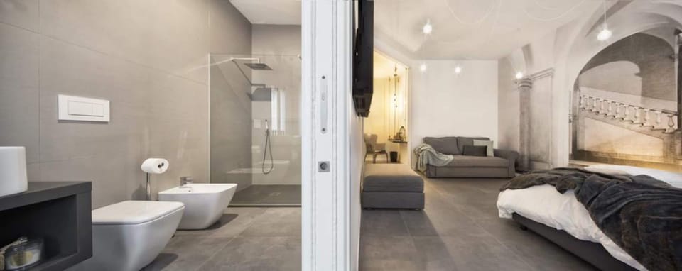 Classic Suite, City View | Desk, free cribs/infant beds, free WiFi, bed sheets