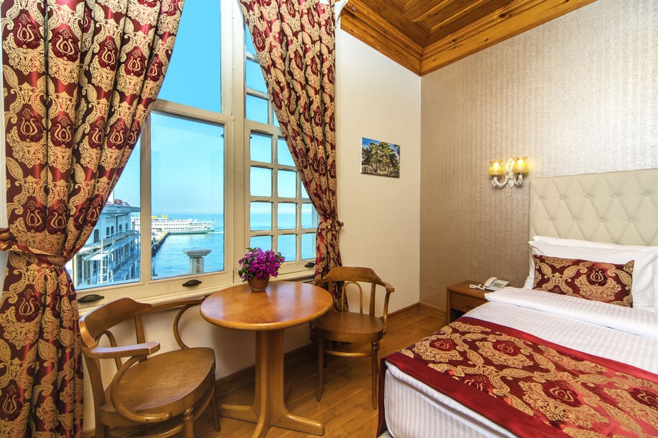 Deluxe Double Room, 1 Bedroom | Premium bedding, minibar, free WiFi, bed sheets