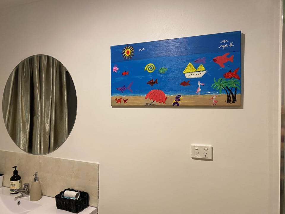 Basic Double Room | Bathroom | Free toiletries, hair dryer, slippers, towels