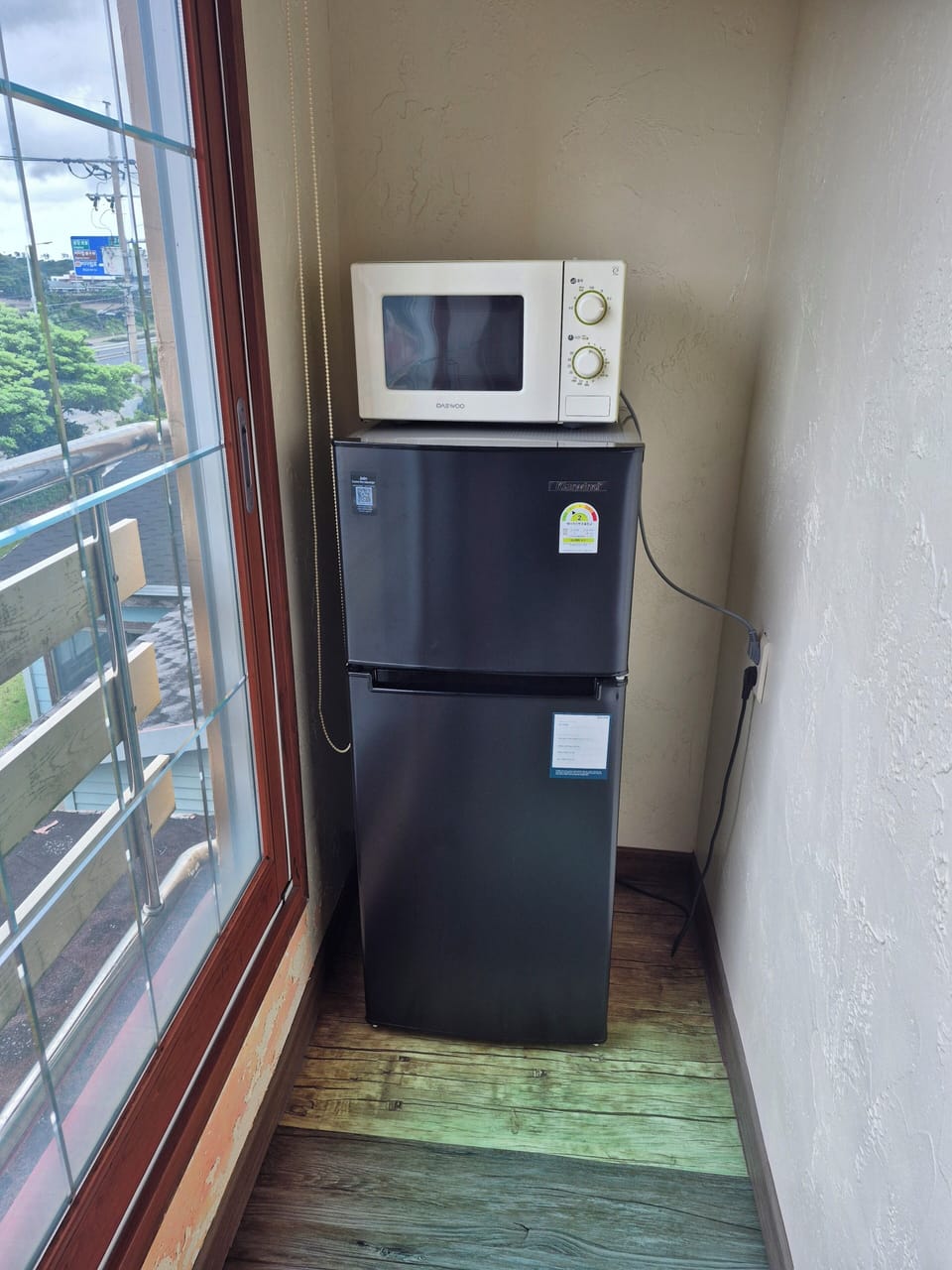Standard Twin Room, 1 Bedroom, Ocean View | Private kitchen | Fridge, microwave, rice cooker, cookware/dishes/utensils