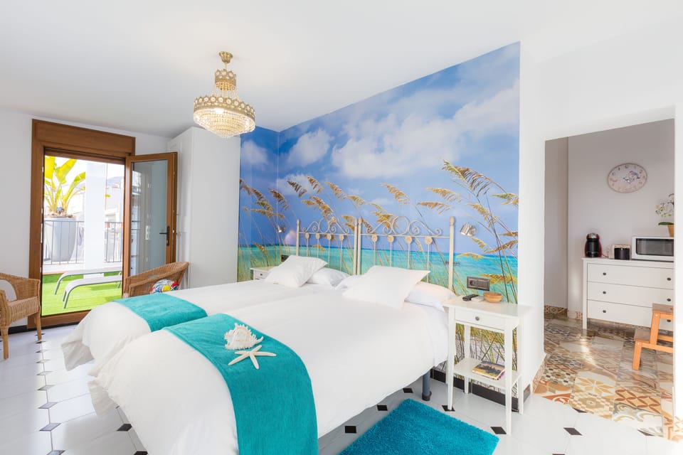Panoramic Twin Room, Balcony, City View (El Cielo) | Premium bedding, soundproofing, free WiFi, bed sheets