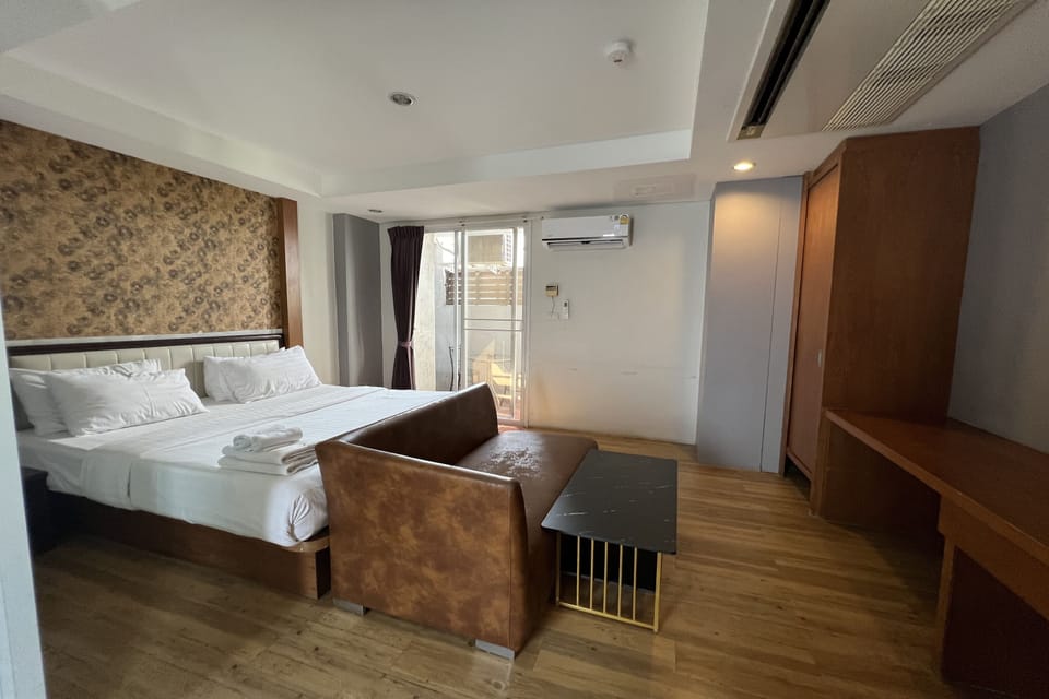 Deluxe Room | Desk, soundproofing, free WiFi, bed sheets