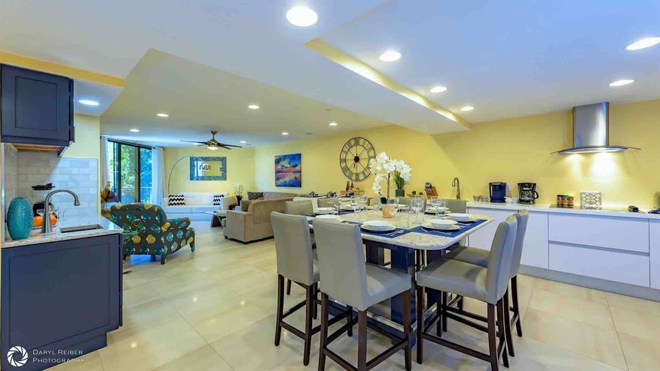 There's plenty of indoor dining seats, with two seperate dining tables...