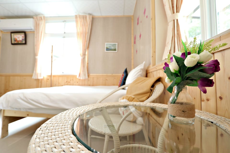 Basic Quadruple Room | Desk, blackout drapes, free WiFi