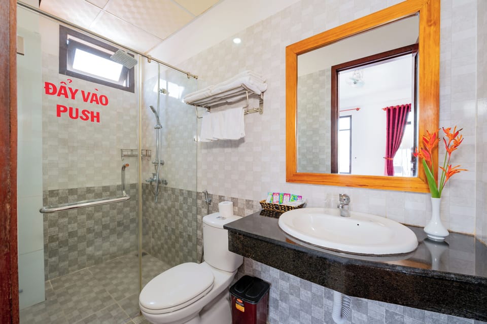 5 bedrooms, minibar, in-room safe, individually decorated