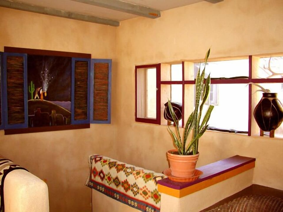 Sunny upstairs Foyer & stairwell to 1st floor