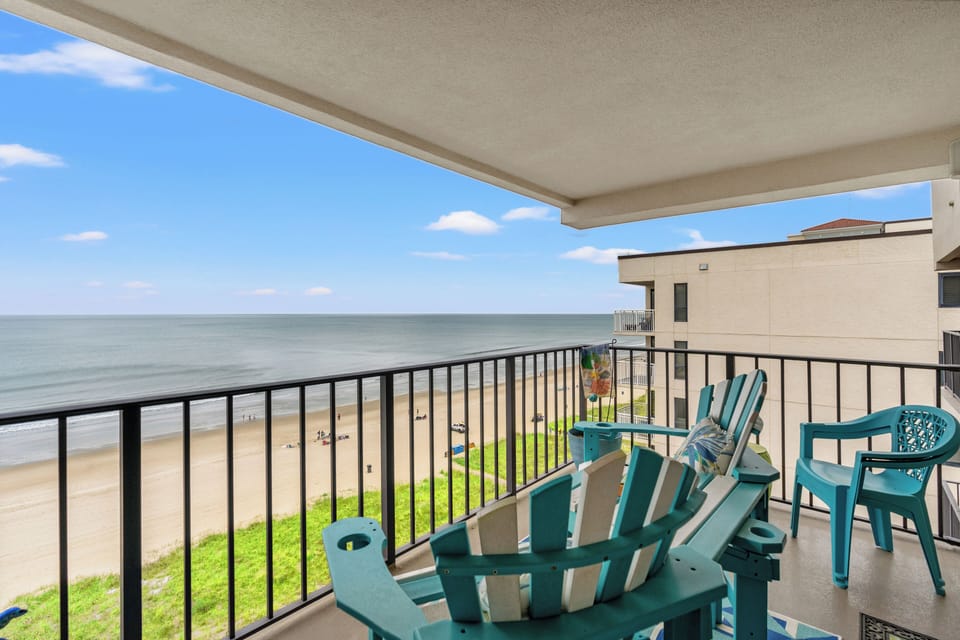 Private Oceanfront Balcony