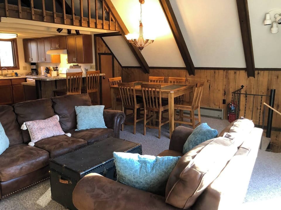 Living Room - Upper Level