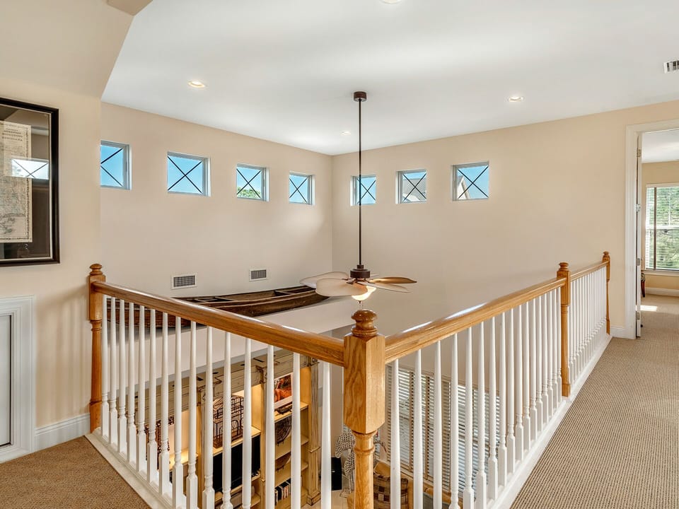 2nd Floor Landing