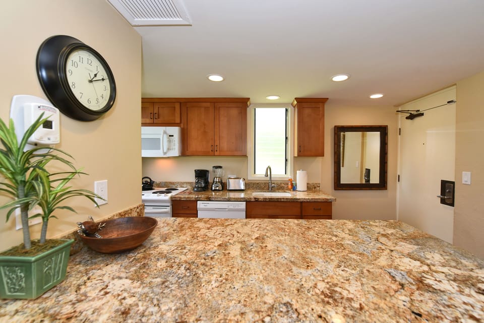 Beautiful Granite Kitchen Remodel