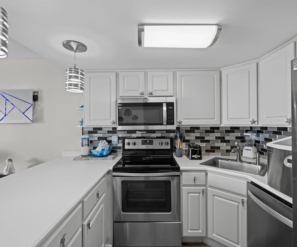 HSRC 619 Kitchen
