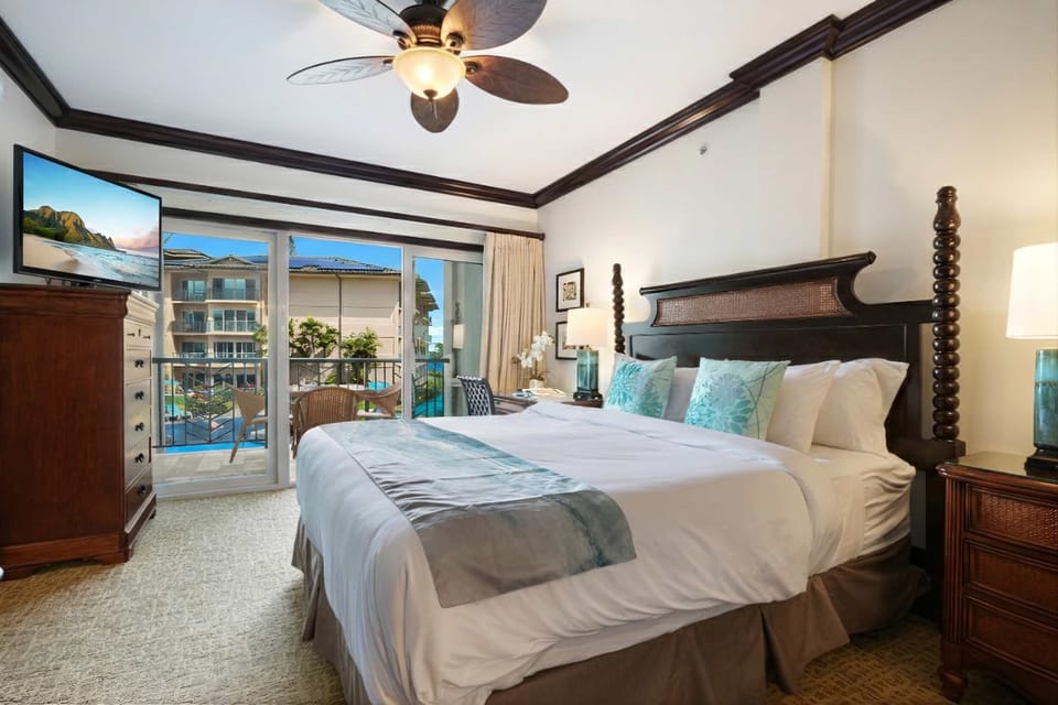 Master bedroom featuring King Bed, Ensuite, Air Conditioning, Balcony and More!