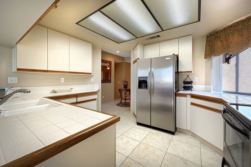 Fully stocked kitchen
