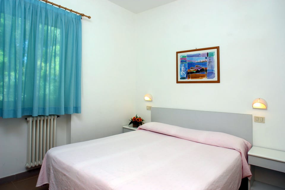 Basic Apartment, 1 Bedroom, Kitchenette | 1 bedroom, in-room safe, laptop workspace, soundproofing