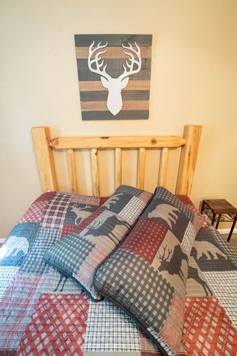 Experience the beauty of the Laurel Highlands. Book your mountain getaway today.
We offer the most unique collection of vacation homes in Laurel Highlands. From a cozy couple's getaway to a sprawling 400-acre private retreat, we have the perfect accommodations for your destination getaway.