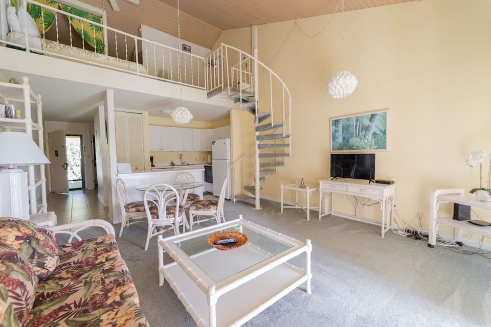living room to kitchen