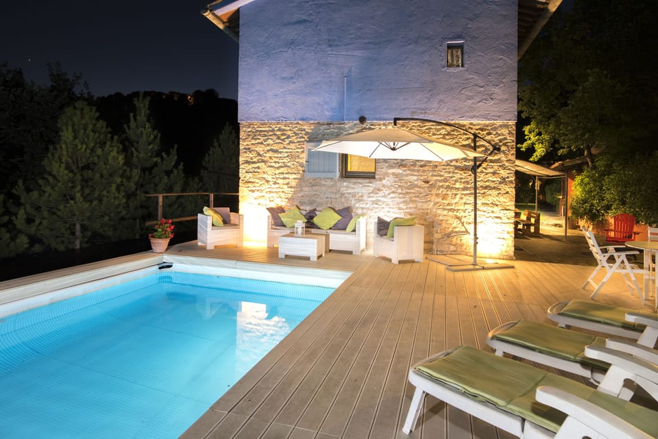private salt water pool