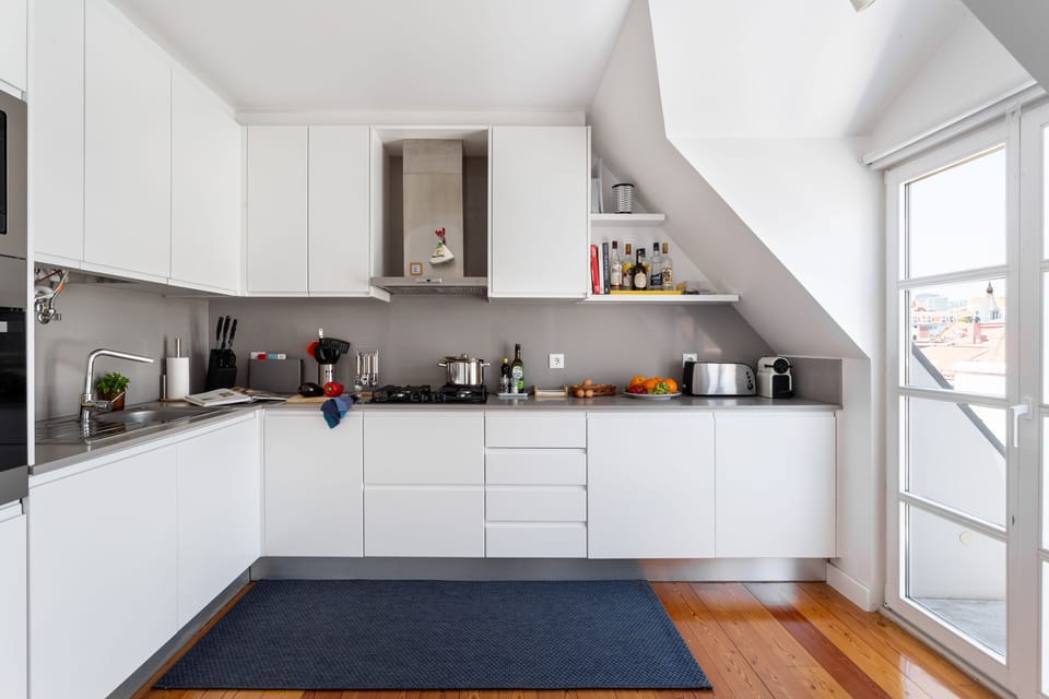 Fully equipped Kitchen | Brand new appliances and kitchenware