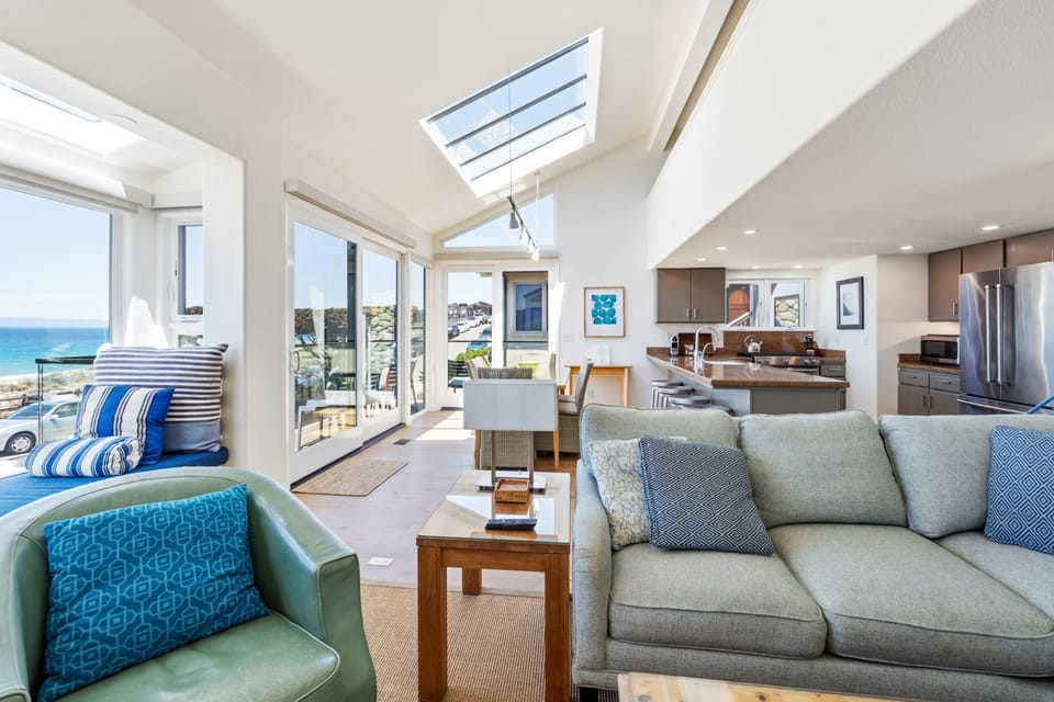 Overview (main living)