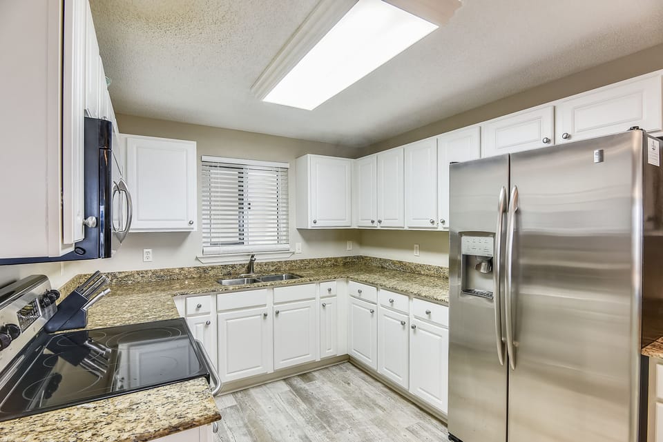 Fully Stocked Kitchen