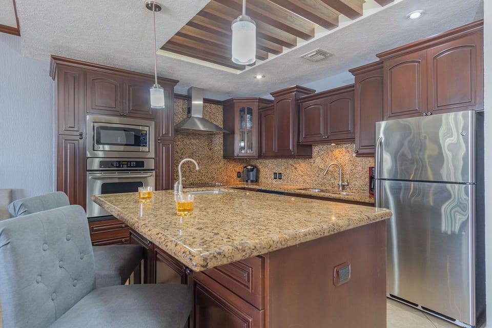 The kitchen Island.