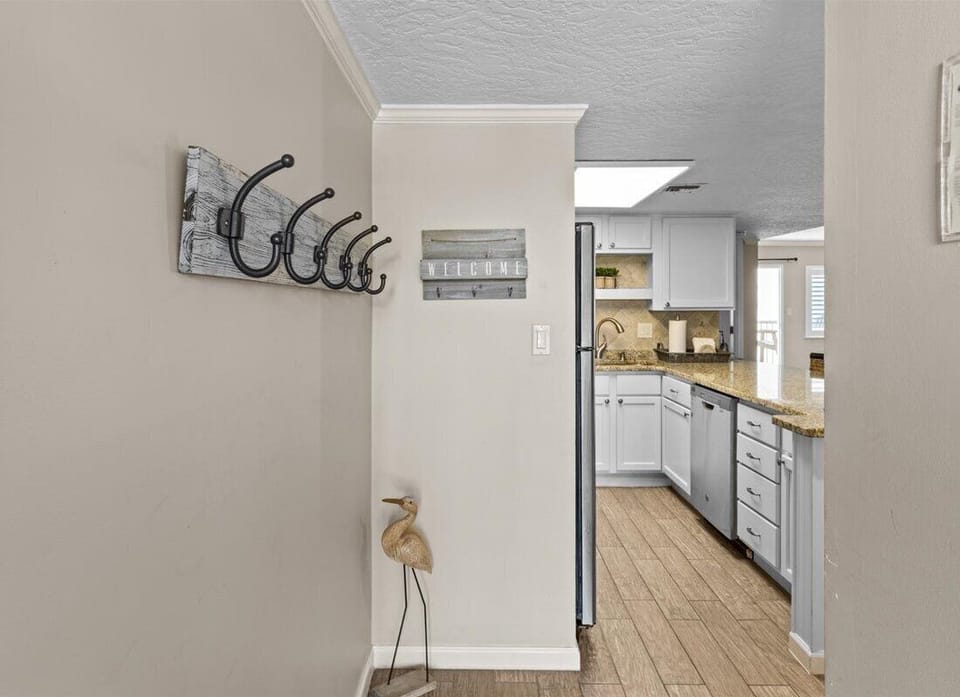 HSRC 204 Entryway
