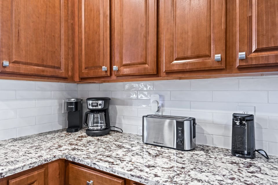 New Kitchen Countertops