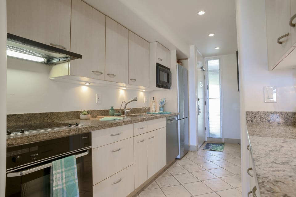 Full Kitchen more than a hotel