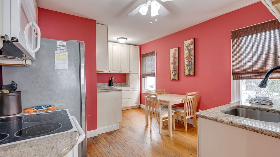 Fully equipped kitchen