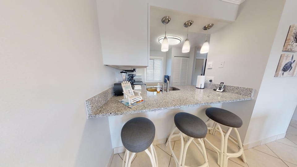 Breakfast Bar
