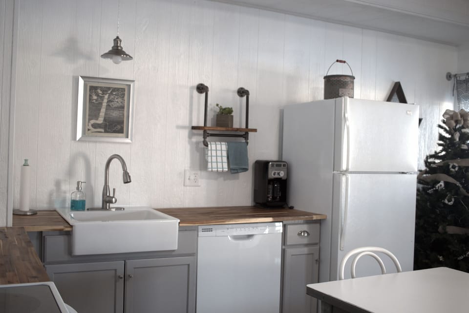 Fully equipped Modern kitchen 