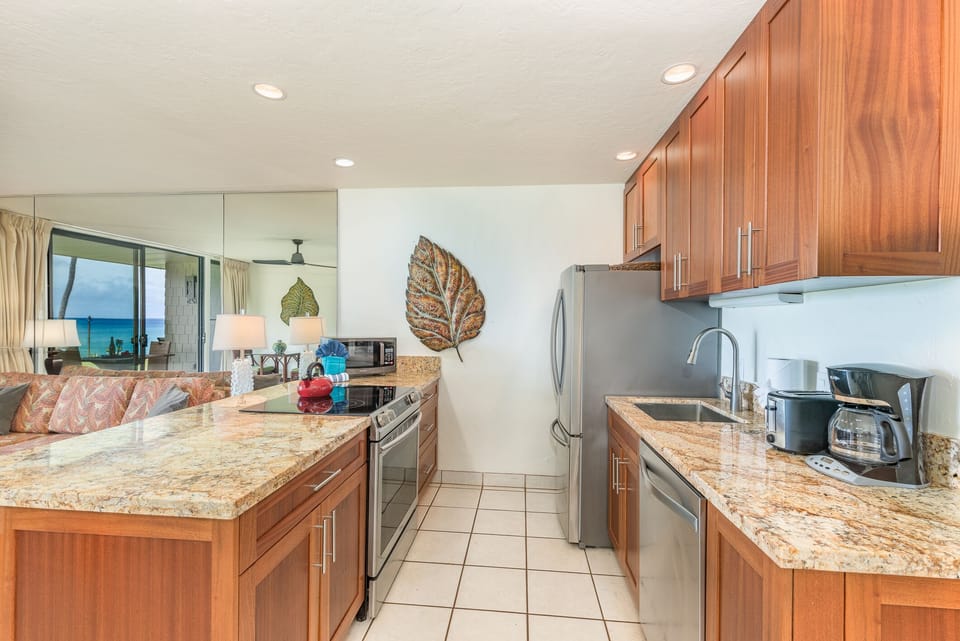 Newly remodeled updated kitchen - this kitchen has everything you need....
