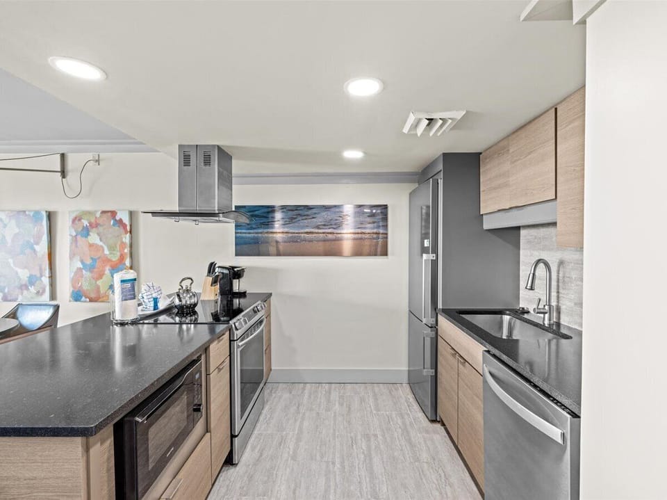 HSRC 120 Kitchen