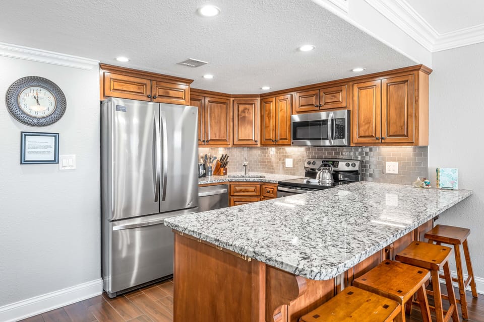 HSRC 506 Breakfast Bar/ Kitchen
