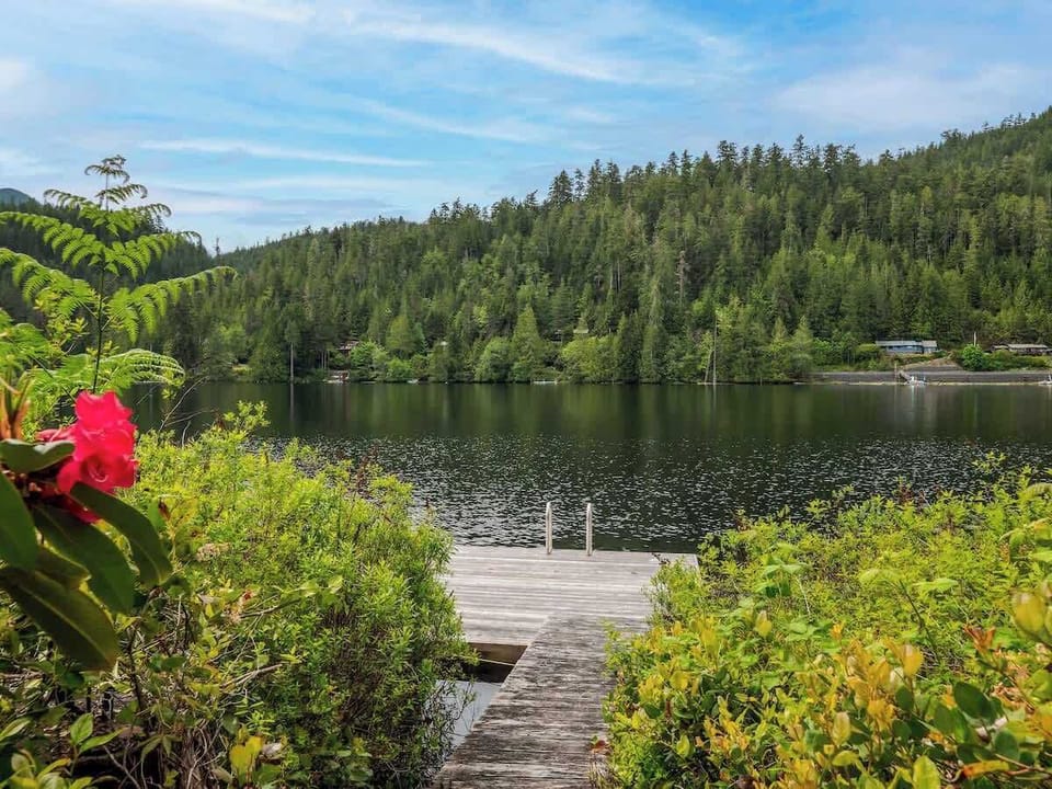 One of the 2 private lakeside docks. 