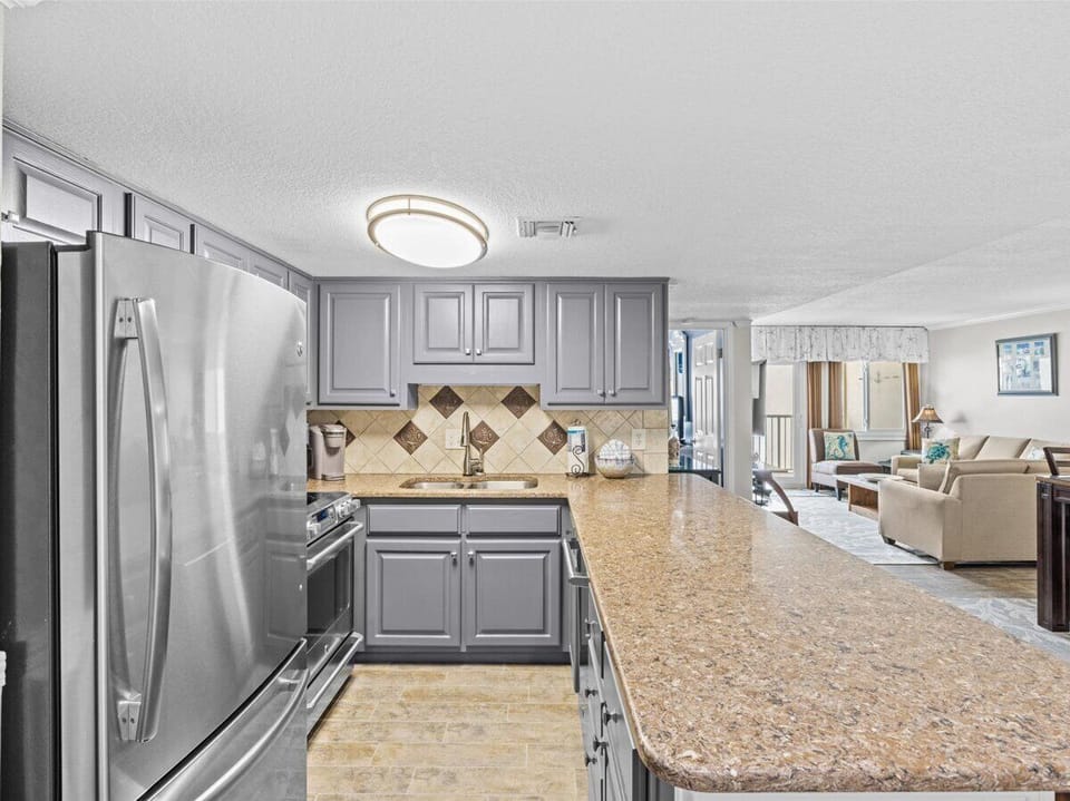 HSRC 504 Kitchen With Stainless Steel Appliances