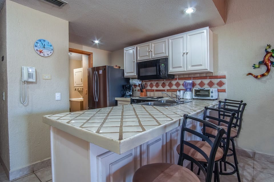 Kitchen counter just right for a quick breakfast.