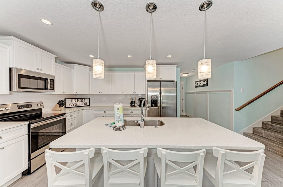 Oversized kitchen island