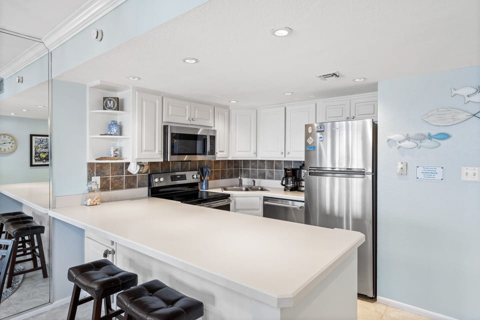 HSRC 316 Breakfast Bar/ Kitchen