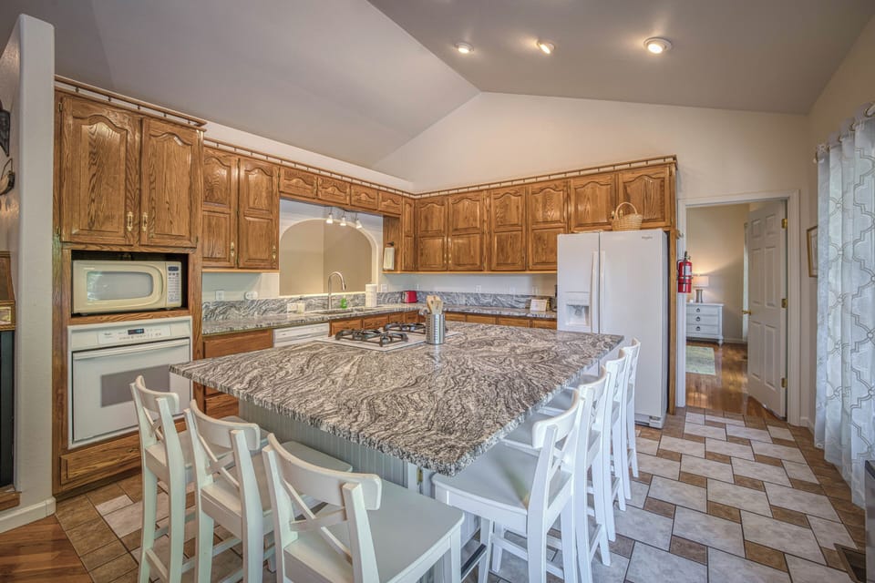 26-6091 Holiday Shores Ave-26