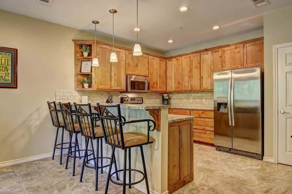 Extra seating at the breakfast bar! 