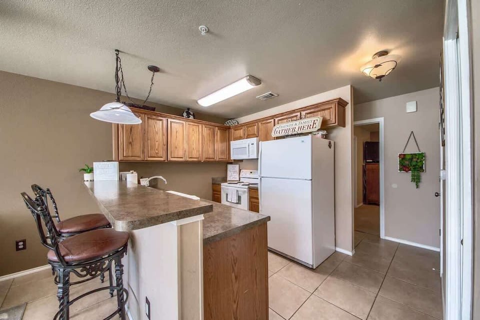 Extra seating at the Kitchen Counter for 2! 