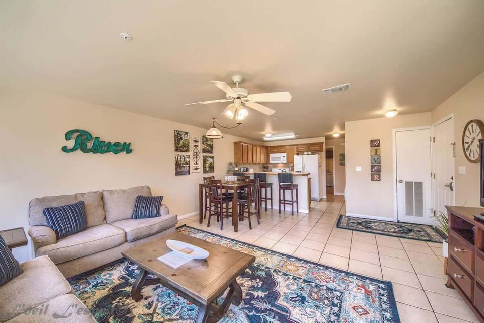 Come in and relax after a fun filled day on the river. 