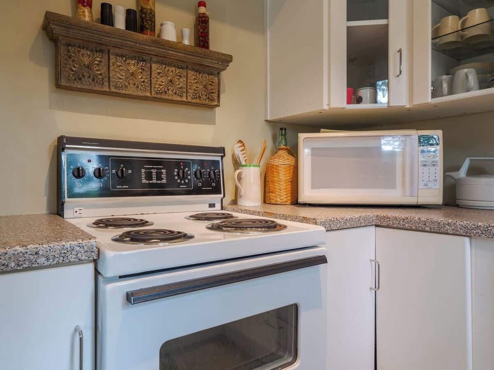 Well equipped kitchen for your stay.