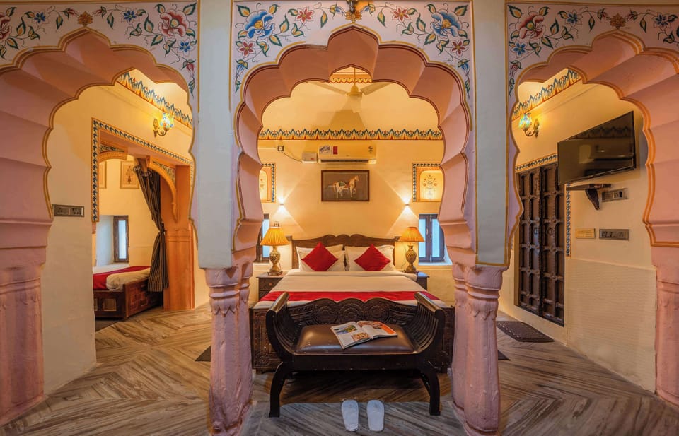 Maharaja Suite Room | 1 bedroom, desk, free WiFi, bed sheets