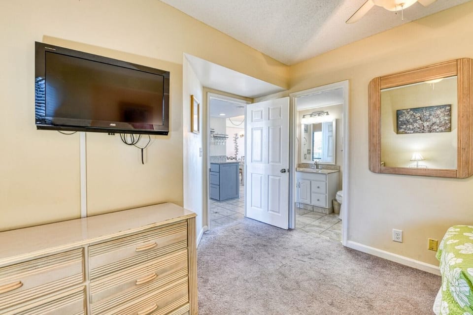 One Ocean Place 203